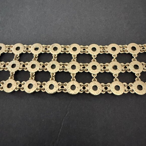 Banana Republic Gold-Tone 3 Row Openwork Bracelet Circular Links Toggle Clasp - Picture 9 of 13